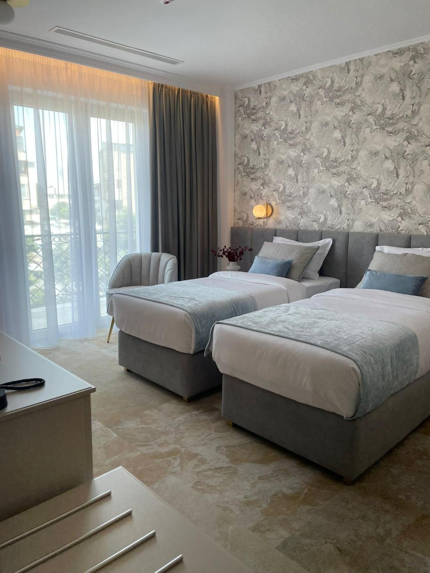 Boutique Hotel Bals Kültér fotó