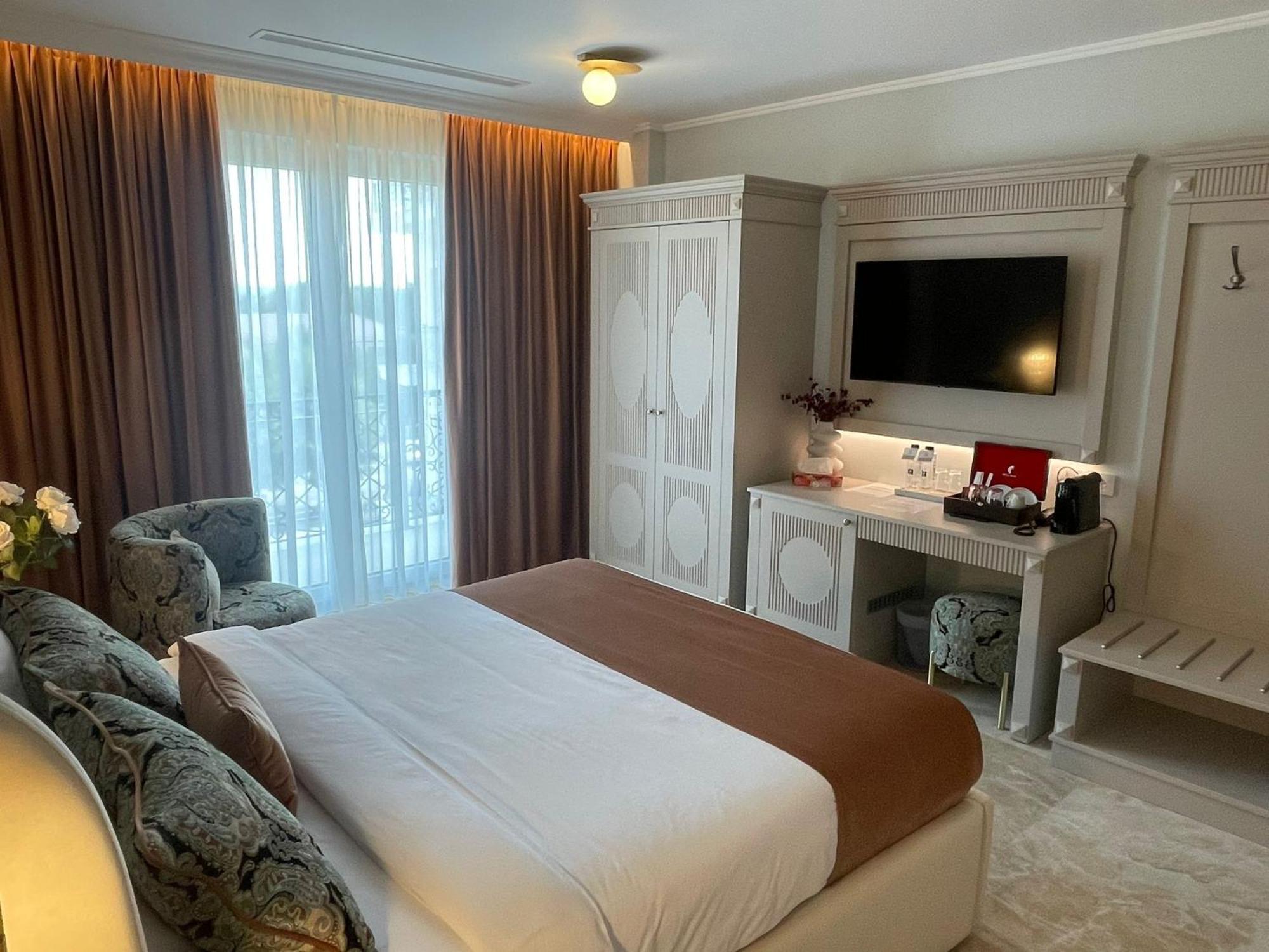 Boutique Hotel Bals Kültér fotó