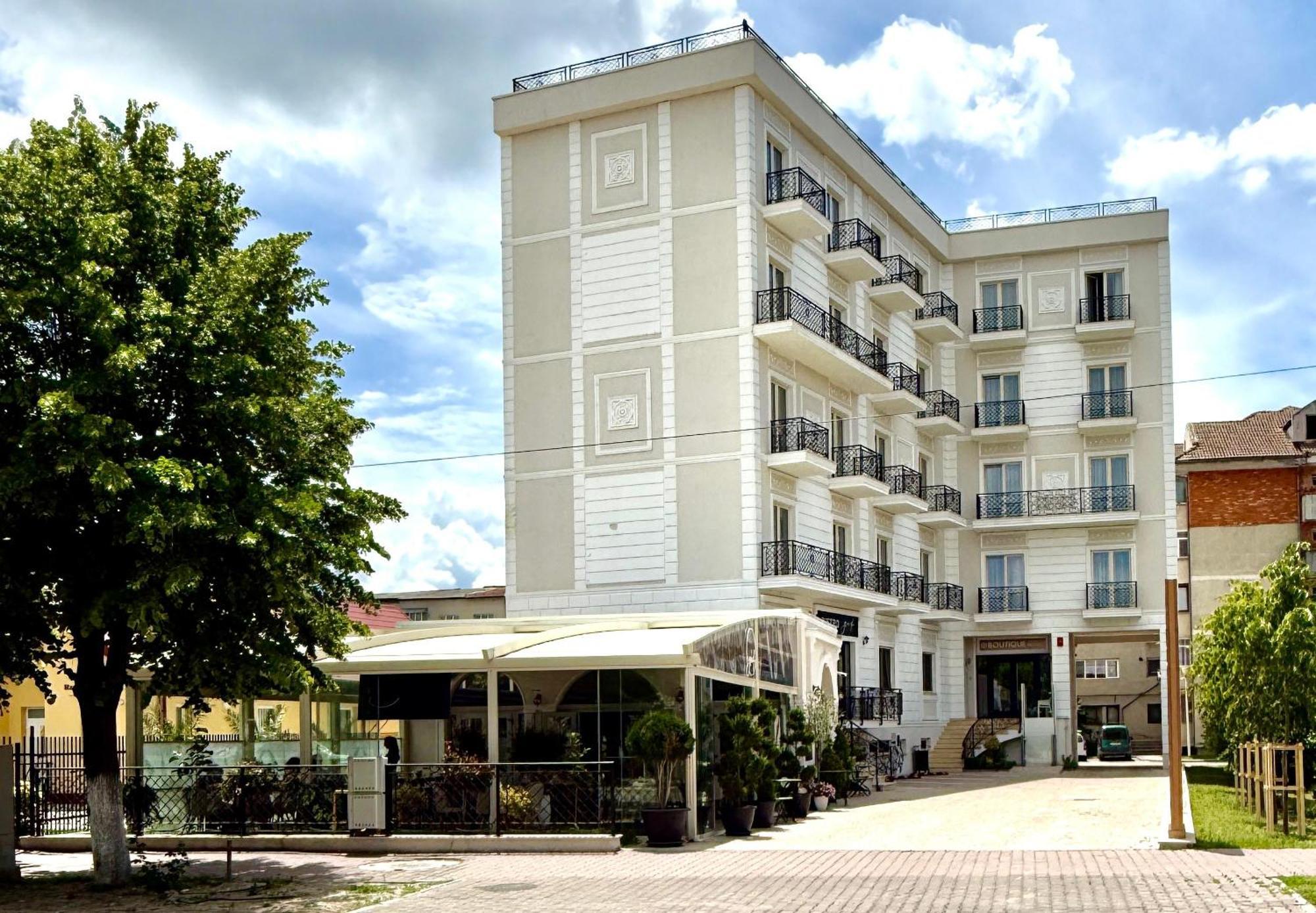 Boutique Hotel Bals Kültér fotó
